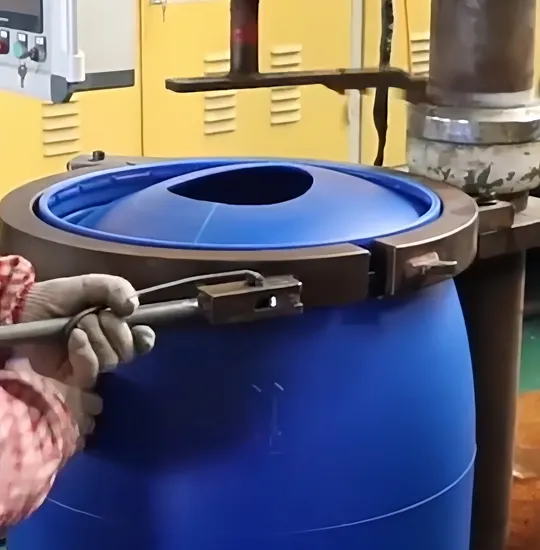 HDPE 30L 60L 120 200L Plastic Larger Drum with Iron Hoop Tight Blue Thick Black Cover Drums Pails & Barrels