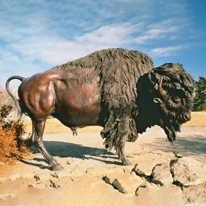 Lying-on-The-Stone-Bison-Bronze-Statue-Outdoor-Bronze-Sad-Bison-Sculpture Lying on The Stone Bison Bronze Statue Outdoor Bronze Sad Bison Sculpture