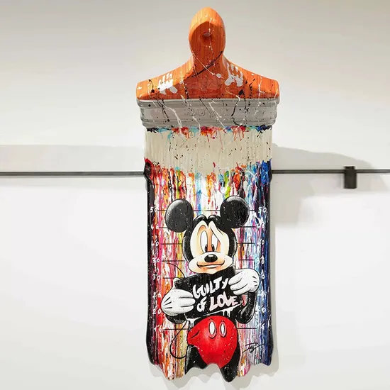 Modern Indoor Interior Wall Decoration Customized Size Fiberglass Paintbrush Sculpture